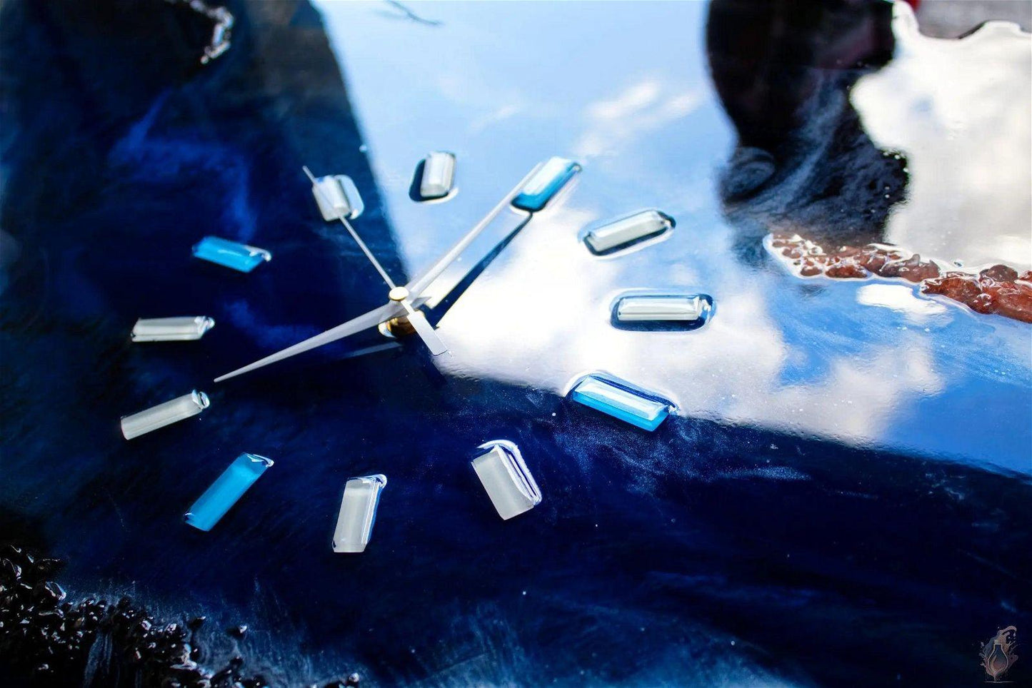Deep Blue Geode Wall Clock - EKK Candle Art